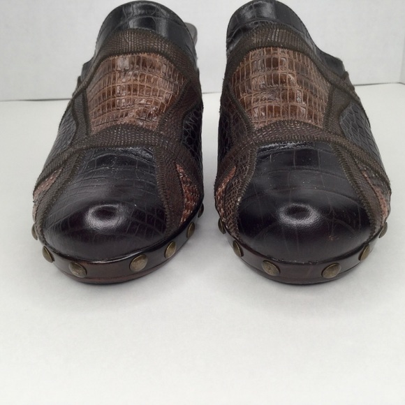 EUC Stuart Weitzman brown leather sabot, sandals. - Picture 6 of 14